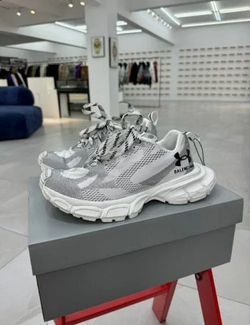 Balenciaga 3xl X Under Armour Grey White