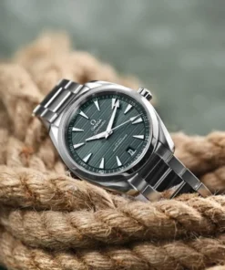 Alternative view of Omega Sea Master Aqua Terra 150M Steel Green
